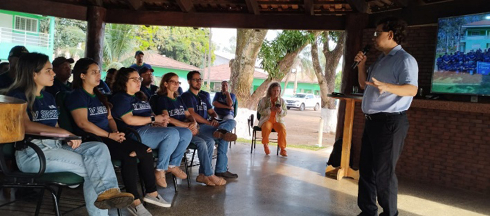 Fala do médico do trabalho do Grupo Hervalense, Dr. Reinaldo Almeida Gil